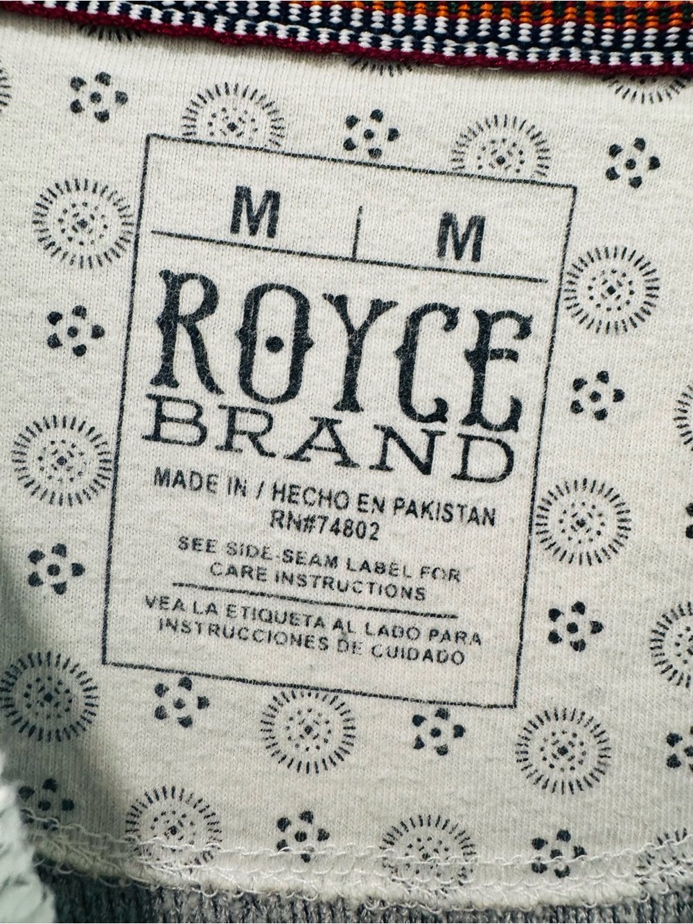 Royce Brand RELAX Graphic Sweatshirt Grey Cozy Textured Fleece Pullover Size M - Picture 5 of 13